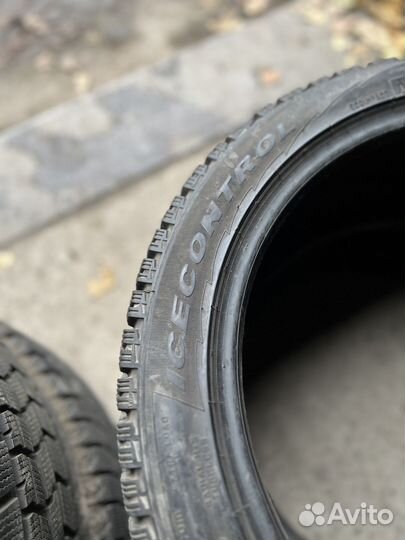 Pirelli Winter Ice Control 215/45 R17