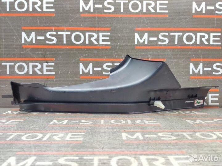 Накладка на порог салона задняя левая Bmw 3-Series