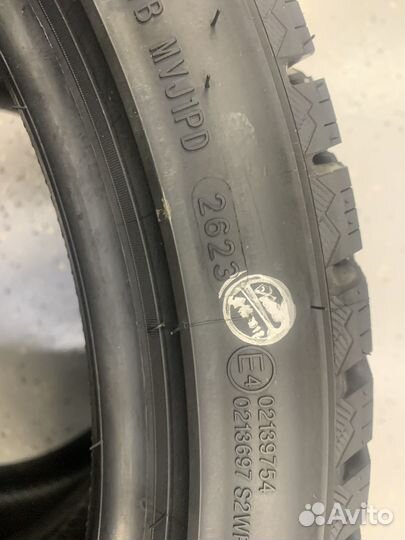 Grenlander Icedefensor Stud II 275/40 R20 и 315/35 R20 106T