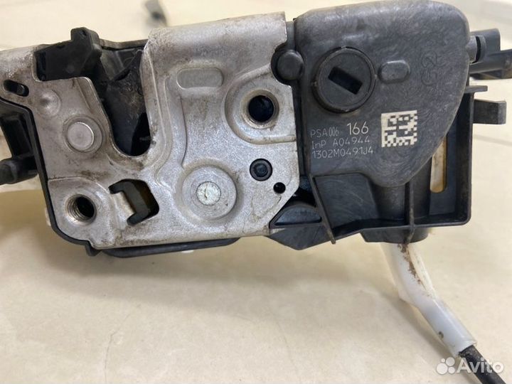 Замок двери передний левый Peugeot 408 4D EP6C M