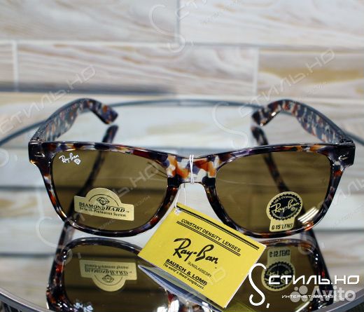 Солнцезащитные очки Ray B.wayfarer