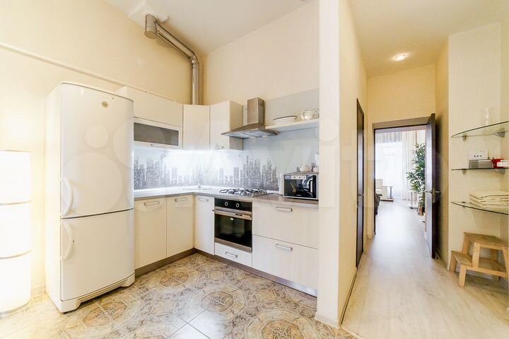 1-к. квартира, 42 м², 2/3 эт.