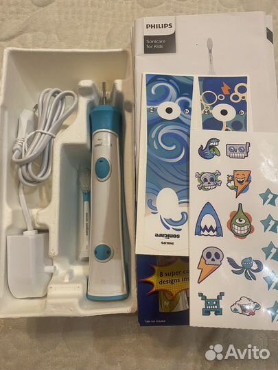 Электрическая зубная щетка philips sonicare