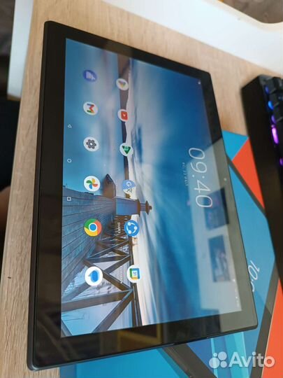 Планшет Lenovo tab 4 10