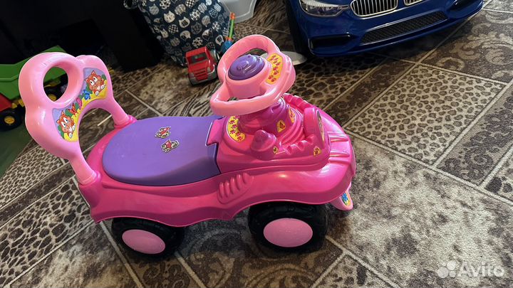 Машинка игрушка