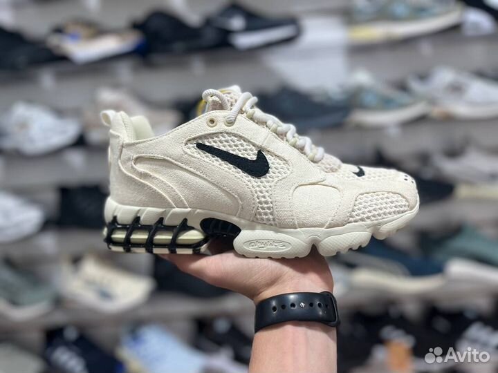 Кроссовки Nike Stussy