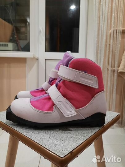 Лыжные ботинки