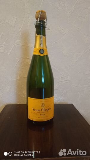 Бутылка пустая вдова клико