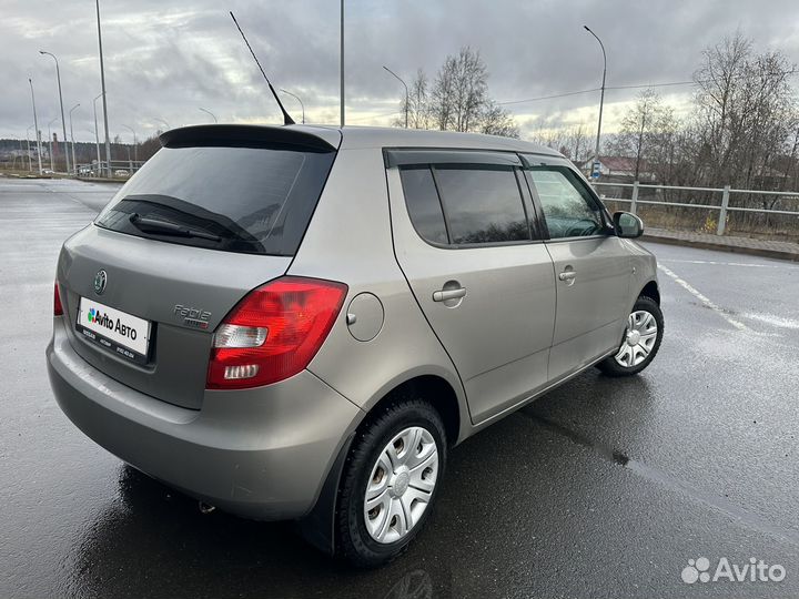 Skoda Fabia 1.2 МТ, 2010, 180 301 км
