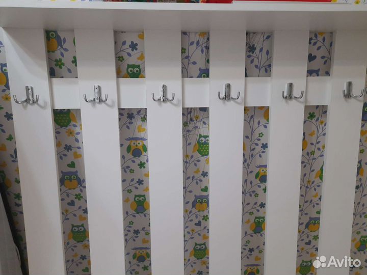 Вешалка настенная