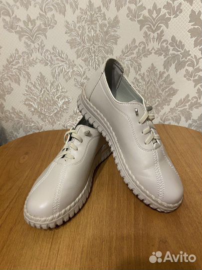 Полуботинки женские