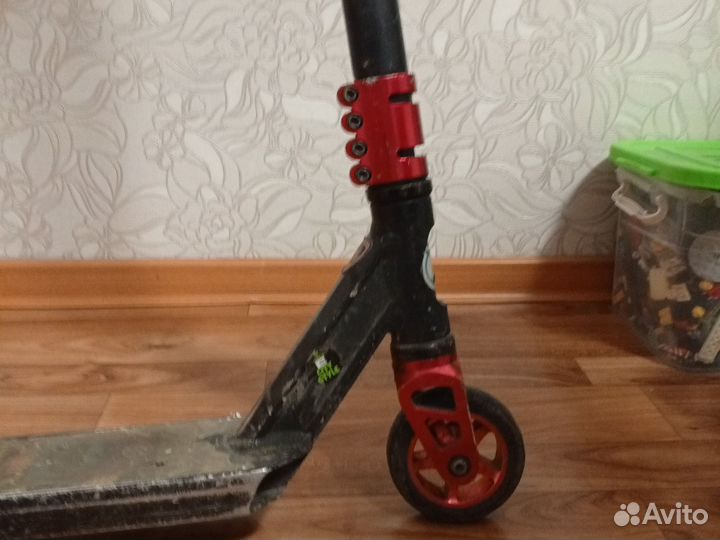 Трюковой самокат