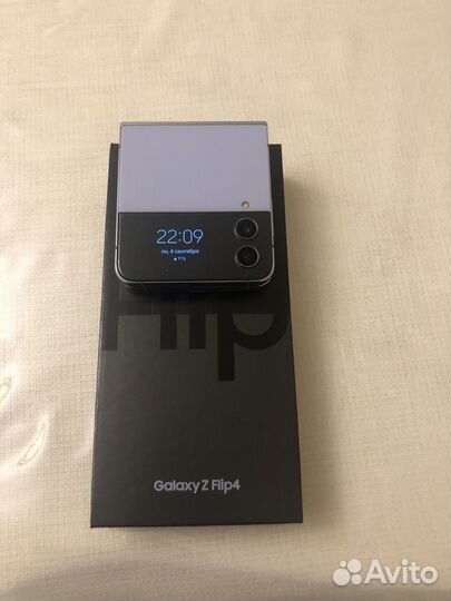 Samsung galaxy ZFlip4
