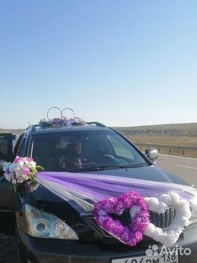 Свадебные кольца для украшения машины