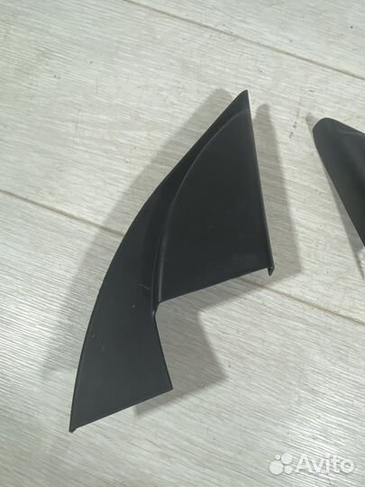 Накладки передних дверей Hyundai sonata YF