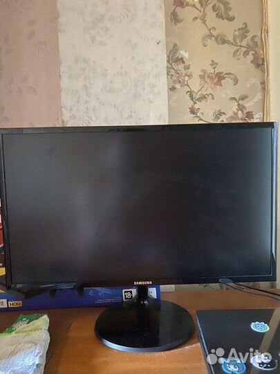 Монитор Samsung (код модели LS24F350fhixci