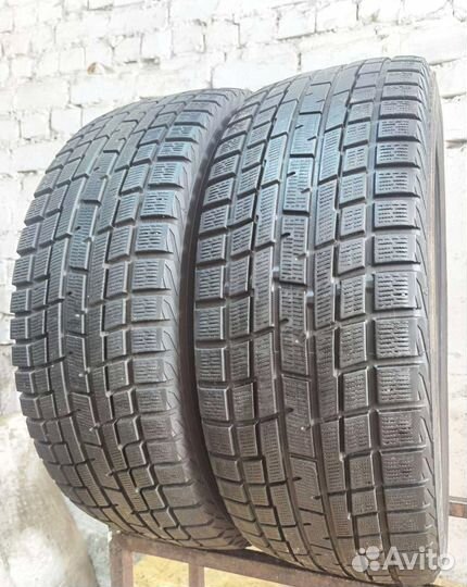Yokohama Ice Guard IG30 215/55 R17 94Q