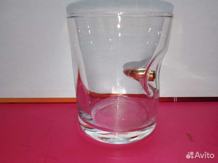 Стакан с пулей