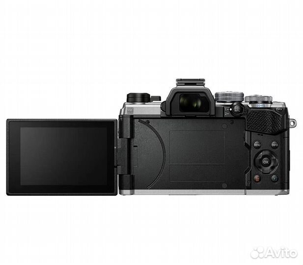 Olympus OM system OM 5 silver