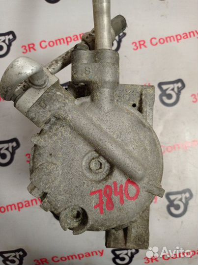 Компрессор кондиционера Nissan Serena TC24 QR20DE