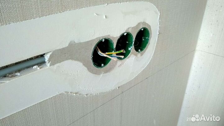 Перенос розеток, бурение подрозетников, штробление