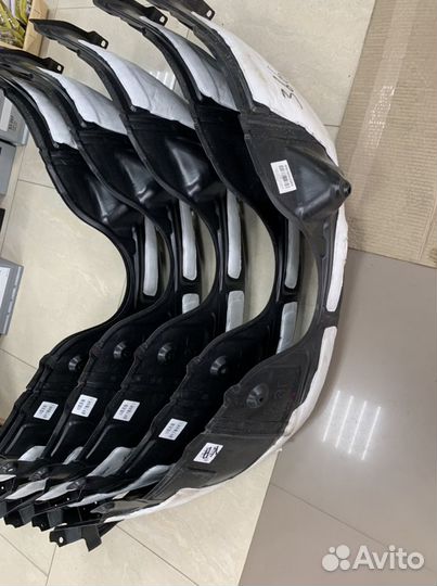 Подкрыльники с обешумкой Toyota Camry 55