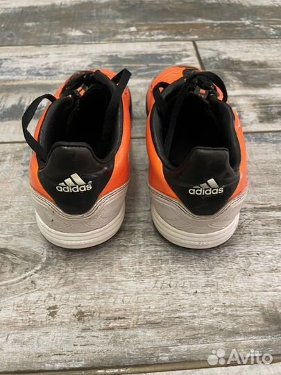 Футзалки adidas