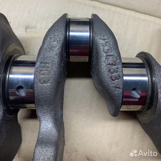 Коленвал пежо Peugeot 308 EP6 (б/у)