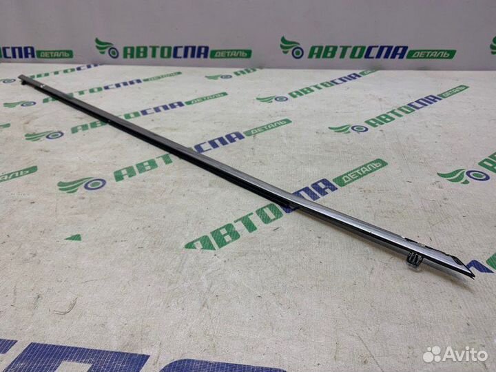 Молдинг двери хром передний правый Mazda 3Bp