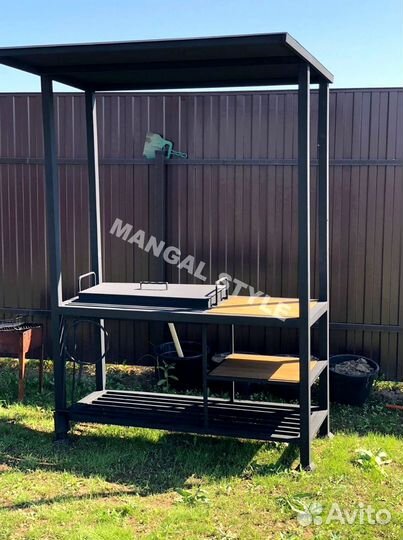 Беседка с мангалом