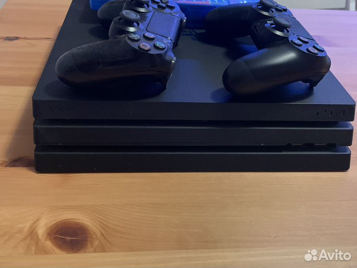 Sony PS4 pro 1tb