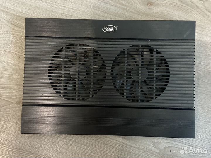 Подставка с охлаждением для ноутбука