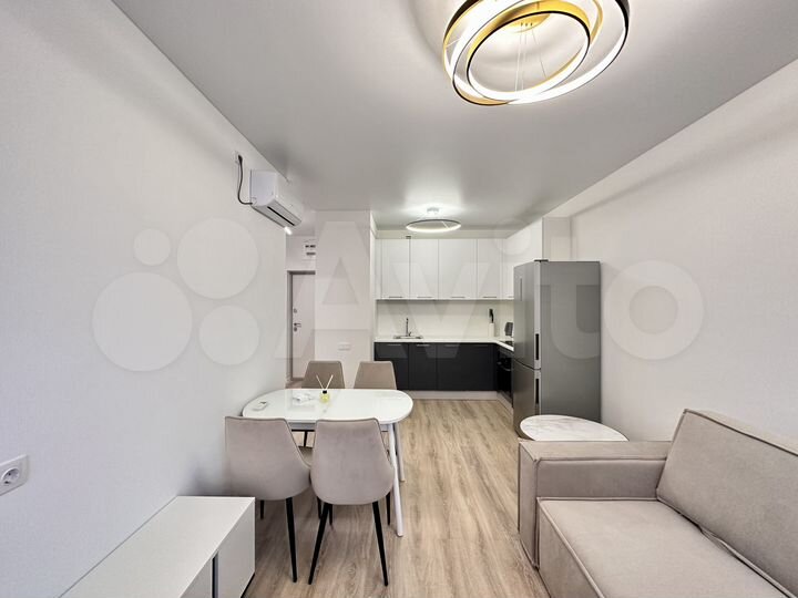 2-к. квартира, 37 м², 10/17 эт.
