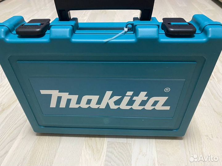 Перфоратор makita