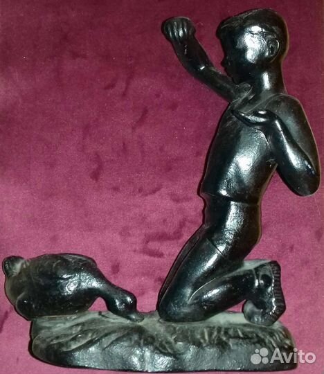 Чугунные статуэтки касли и другие