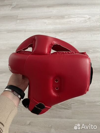 Боксерский шлем adidas