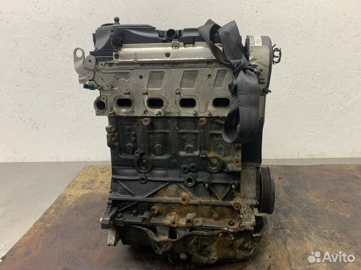 Двигатель двс голый столбик Volkswagen Passat B7