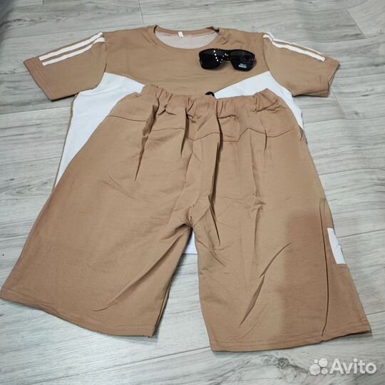 Летний спортивный костюм