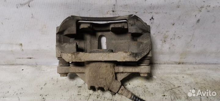 Суппорт передний левый Peugeot 206