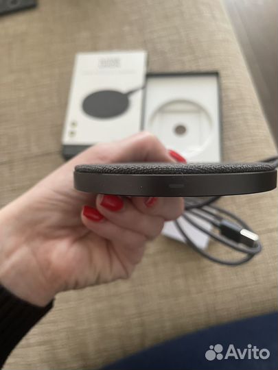 Беспроводная зарядка native union