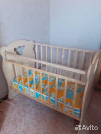Детская кроватка с ящиком