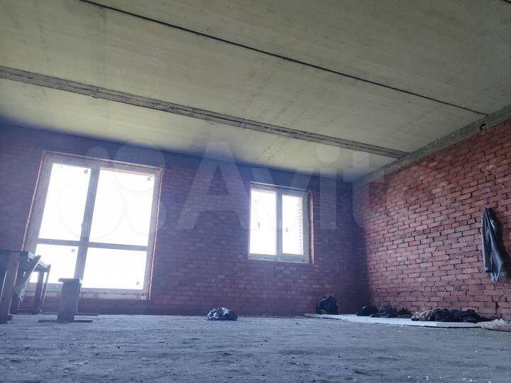 Дом 210 м² на участке 5,4 сот.