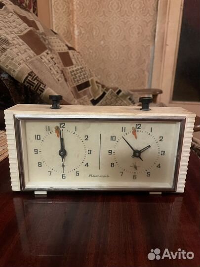 Шахматные часы янтарь СССР