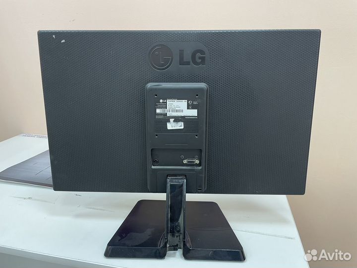 Монитор LG flatron