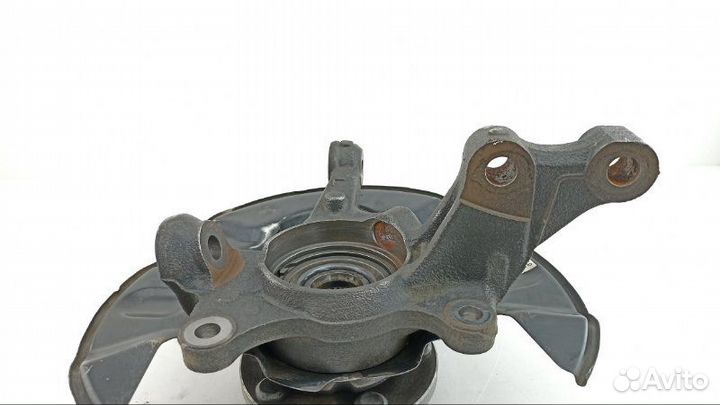Ступица передняя левая Toyota Wish ZNE10 2005