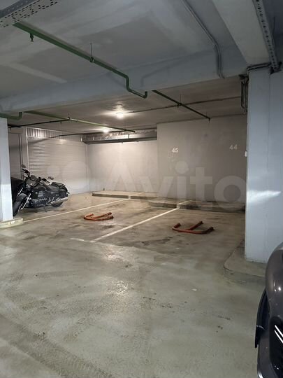 Машиноместо, 14 м²