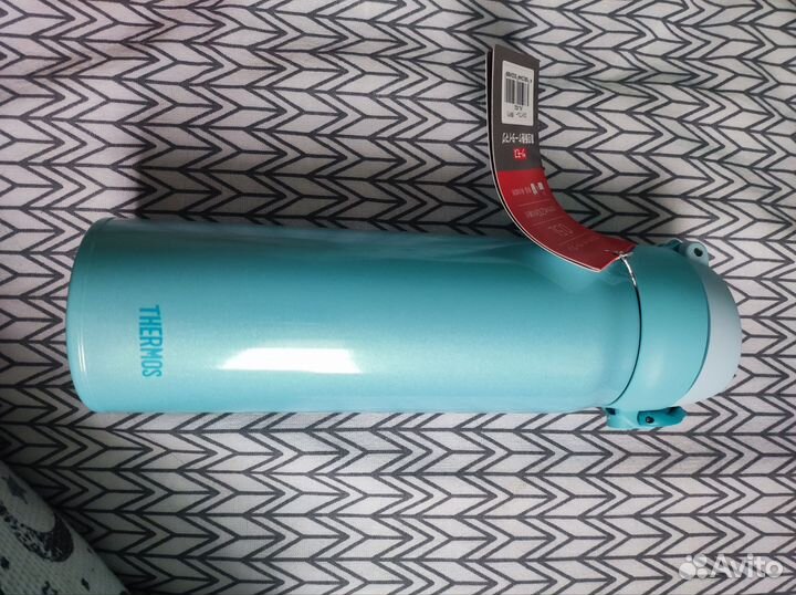 Термос новый 0.5 Thermos