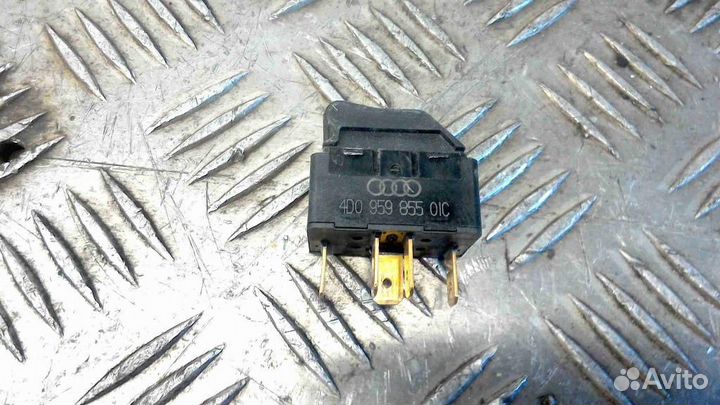 Кнопка стеклоподъемника Audi A4/RS4