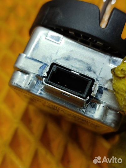 Ксеноновые лампы d1s Bmw 5 F10 3.0 N55 2010