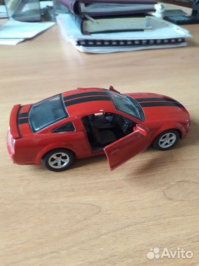 Машинки коллекционные